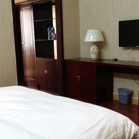 Kunming Liheng Hotel Экстерьер фото